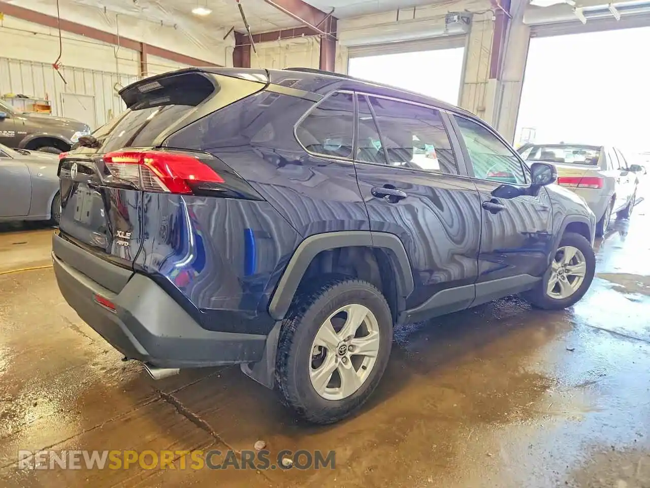 3 Photograph of a damaged car 2T3P1RFV4MW179969 TOYOTA RAV4 2021