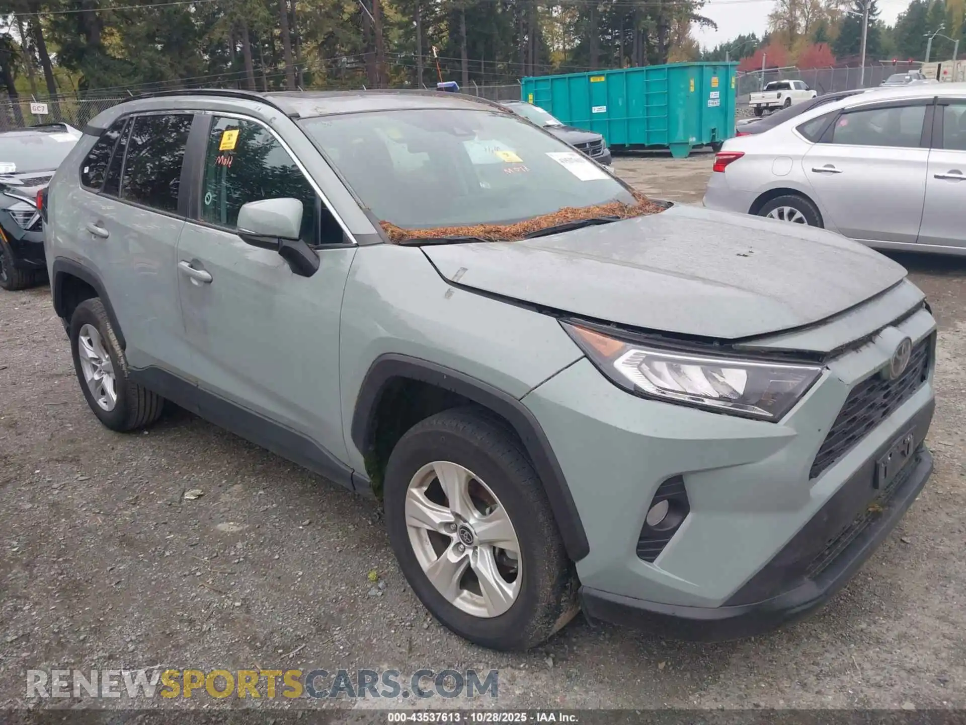 1 Photograph of a damaged car 2T3P1RFV4MW208984 TOYOTA RAV4 2021