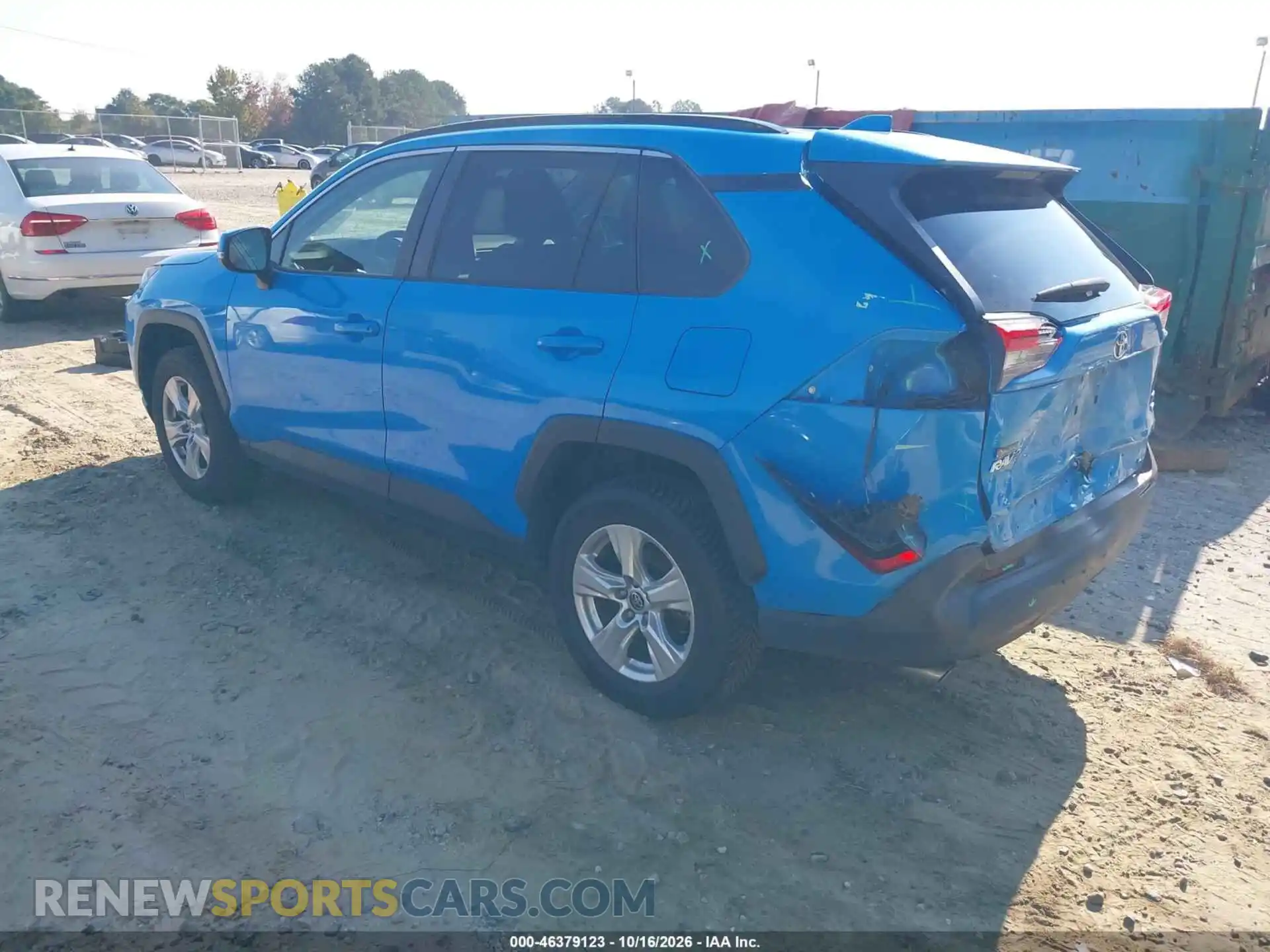 3 Photograph of a damaged car 2T3P1RFV4MW210959 TOYOTA RAV4 2021