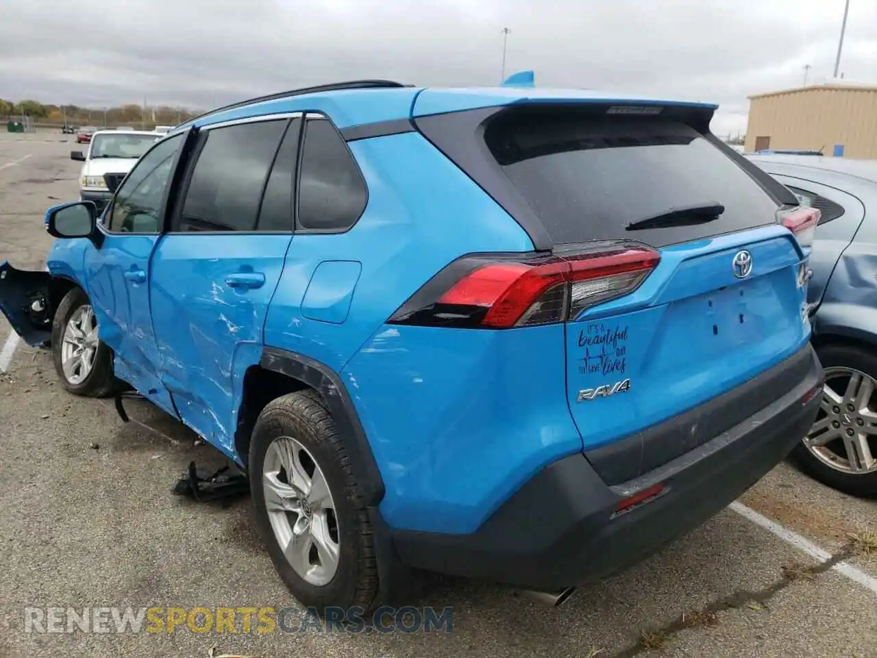 3 Photograph of a damaged car 2T3P1RFV4MW212758 TOYOTA RAV4 2021