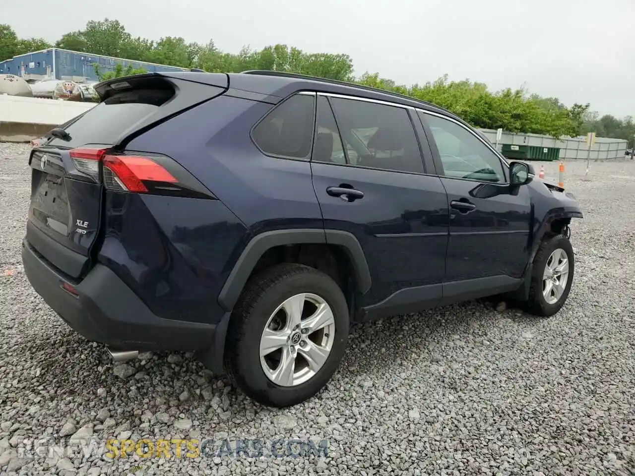 3 Photograph of a damaged car 2T3P1RFV4MW222903 TOYOTA RAV4 2021