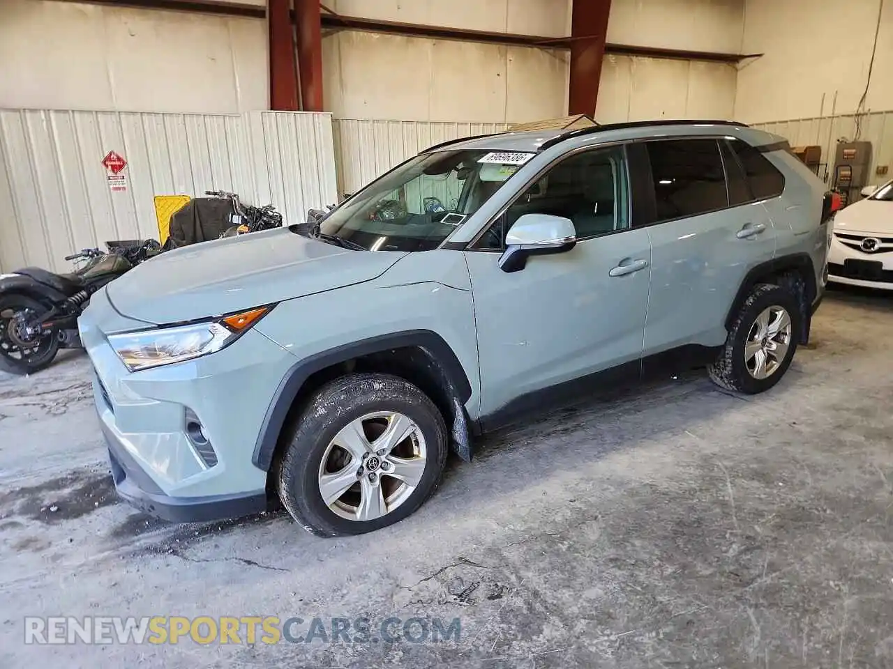 1 Photograph of a damaged car 2T3P1RFV4MW223386 TOYOTA RAV4 2021