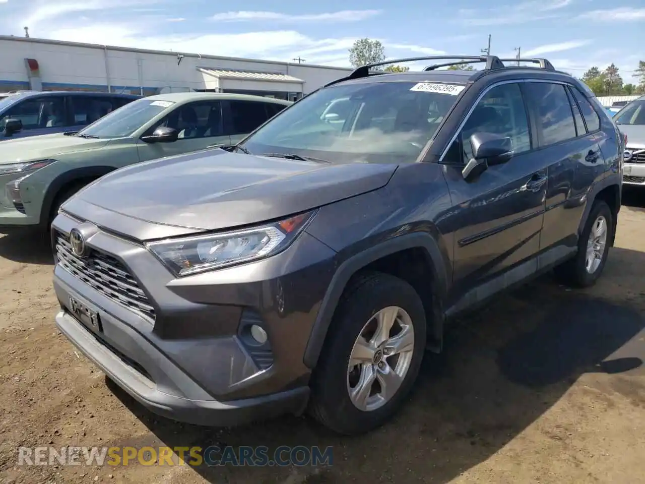 1 Photograph of a damaged car 2T3P1RFV4MW236672 TOYOTA RAV4 2021
