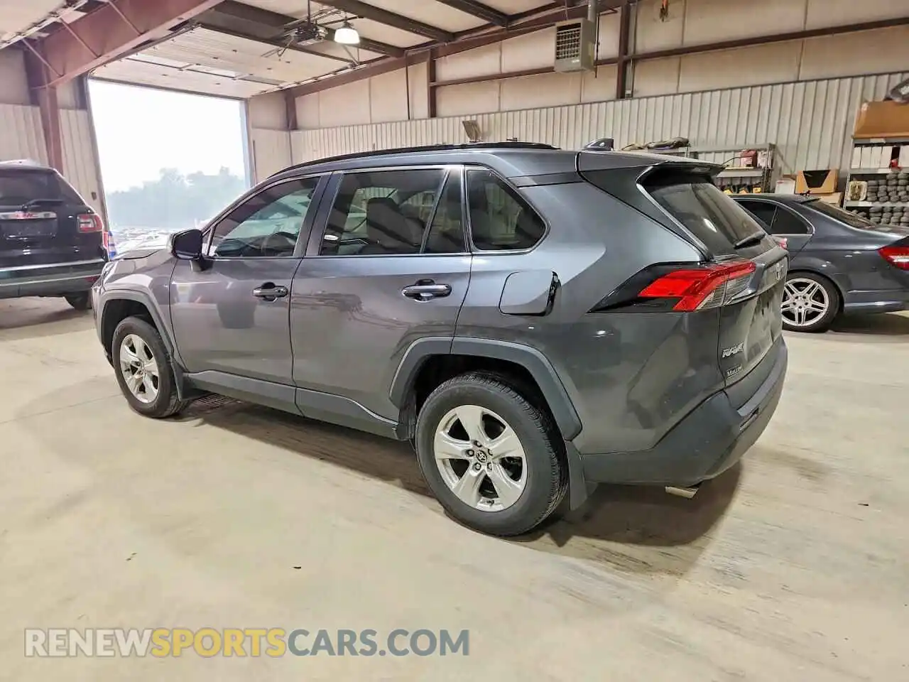 2 fotografías del automóvil dañado 2T3P1RFV5MC176595 TOYOTA RAV4 2021