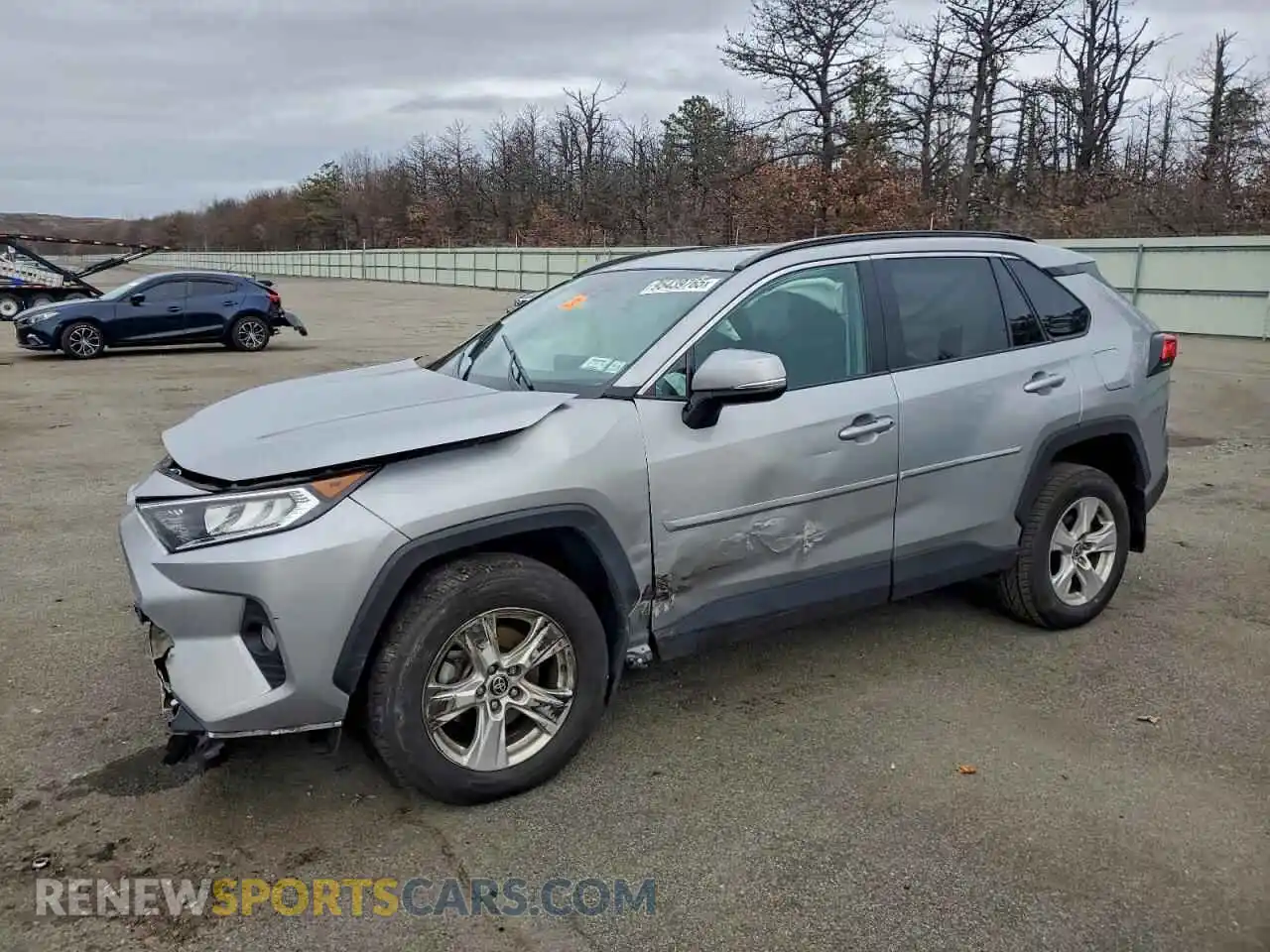 1 Photograph of a damaged car 2T3P1RFV5MC192845 TOYOTA RAV4 2021