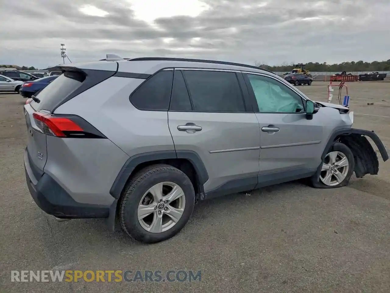 3 Photograph of a damaged car 2T3P1RFV5MC192845 TOYOTA RAV4 2021
