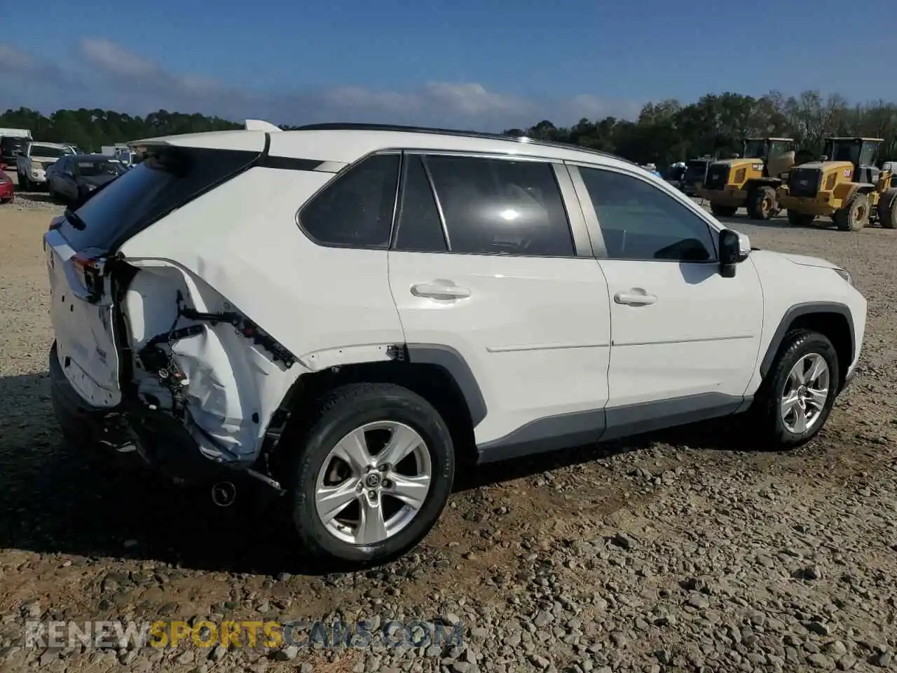 3 Photograph of a damaged car 2T3P1RFV5MC228615 TOYOTA RAV4 2021