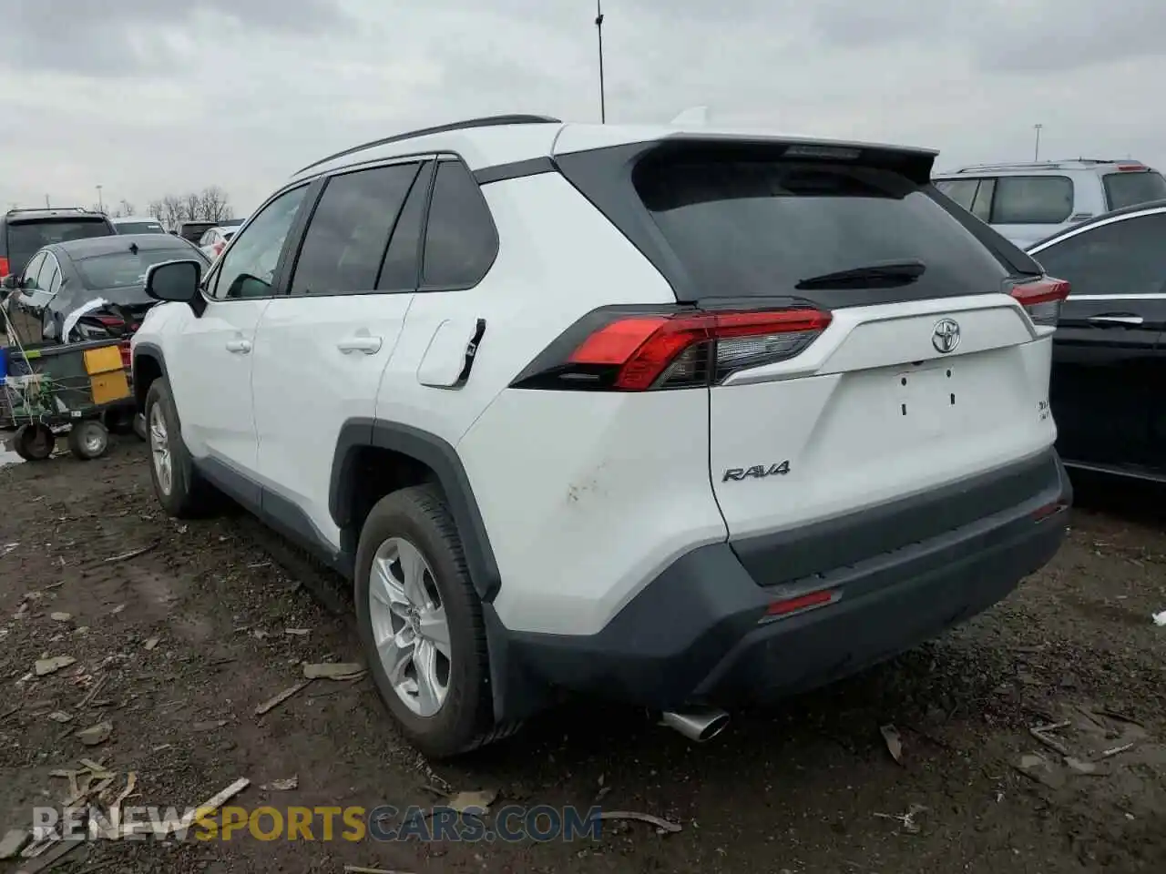 2 Photograph of a damaged car 2T3P1RFV5MC244846 TOYOTA RAV4 2021