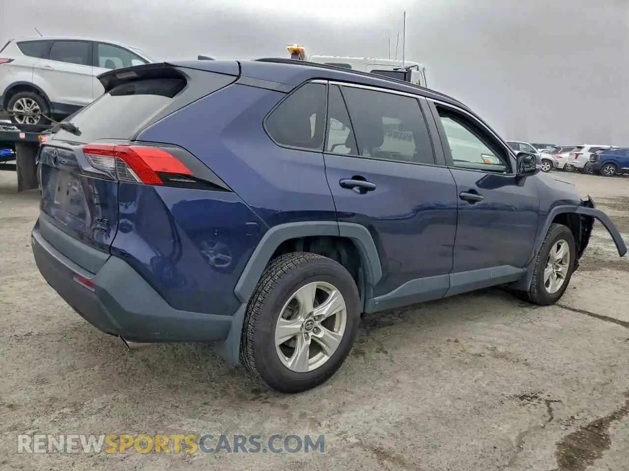 3 Photograph of a damaged car 2T3P1RFV5MW167362 TOYOTA RAV4 2021