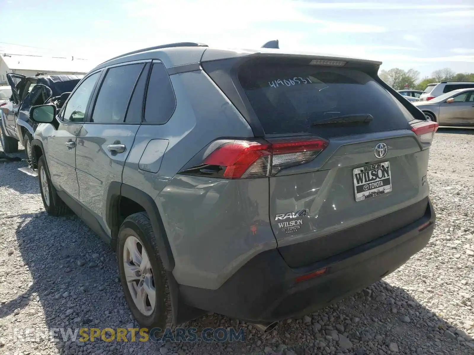 3 Photograph of a damaged car 2T3P1RFV5MW176188 TOYOTA RAV4 2021