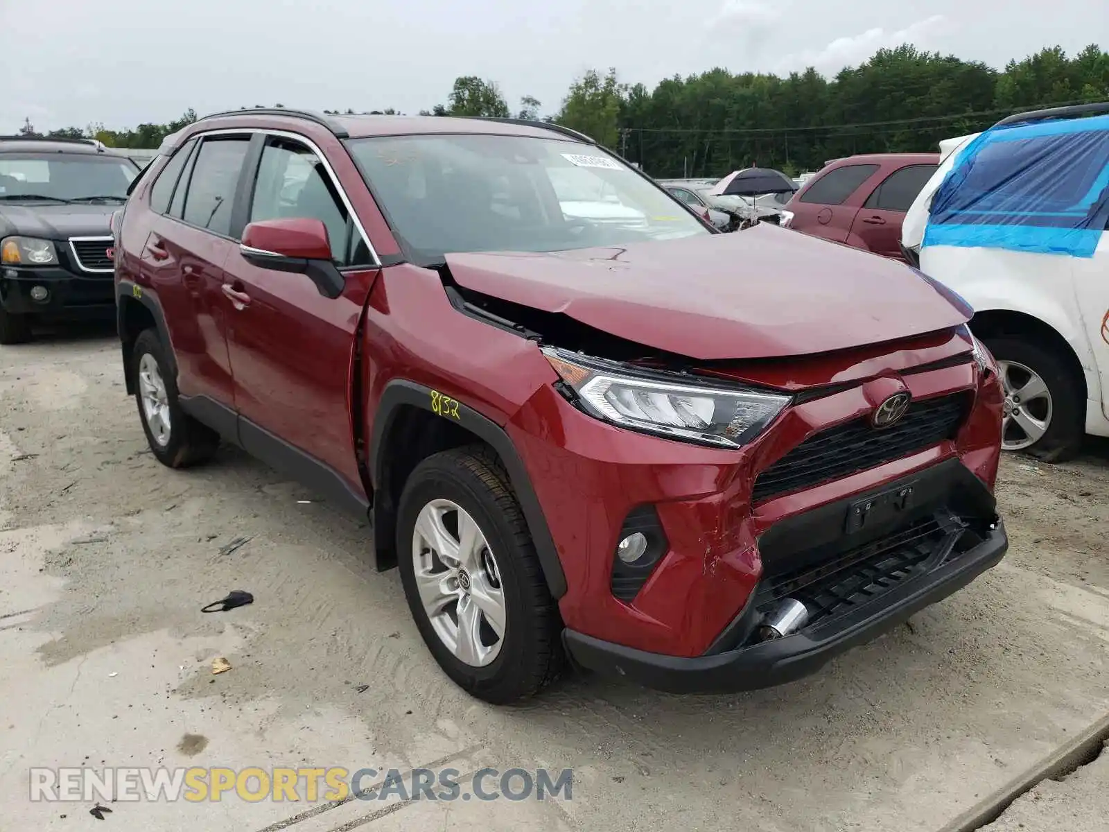 1 Photograph of a damaged car 2T3P1RFV5MW190706 TOYOTA RAV4 2021