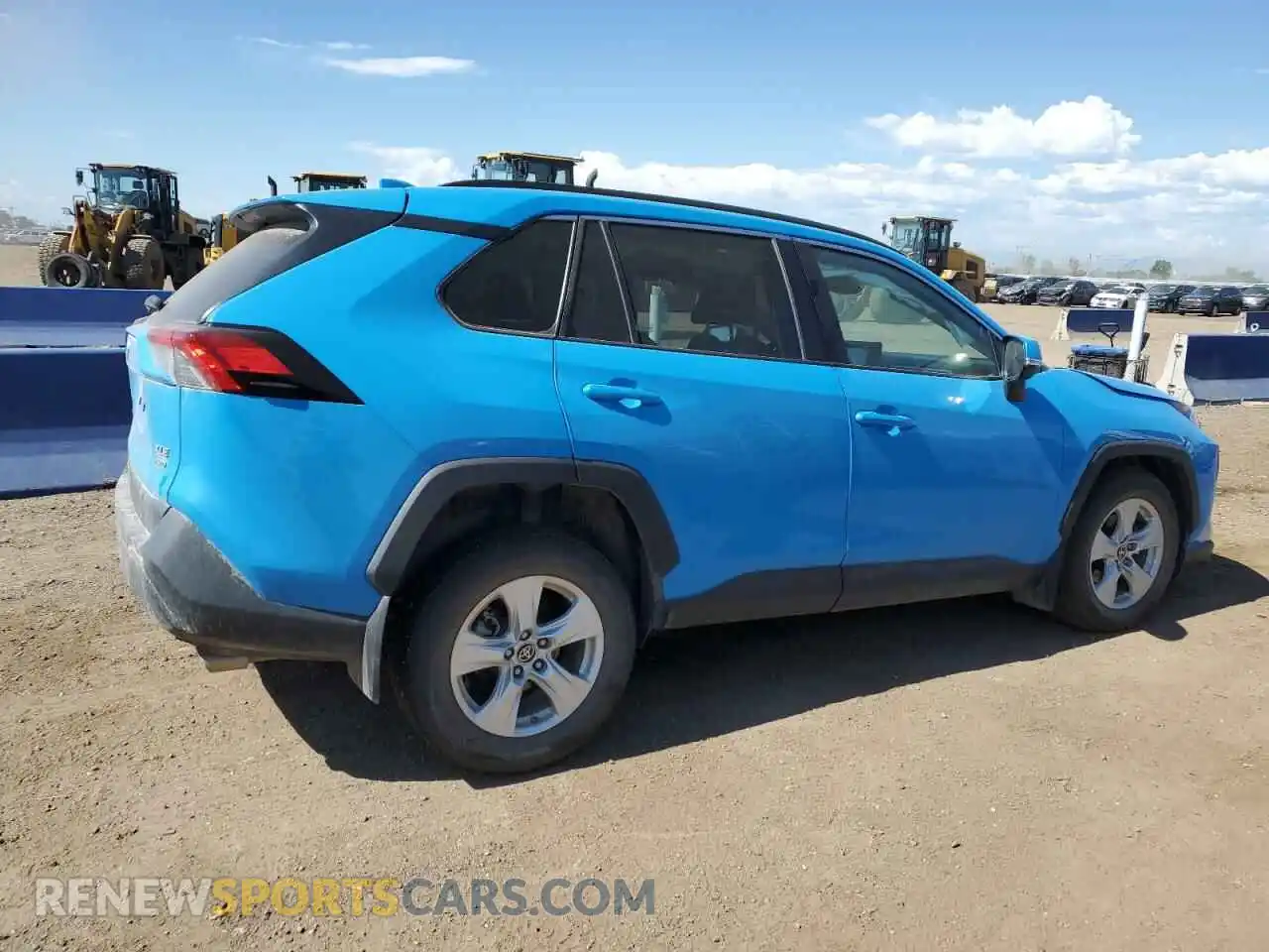 3 Photograph of a damaged car 2T3P1RFV5MW216849 TOYOTA RAV4 2021