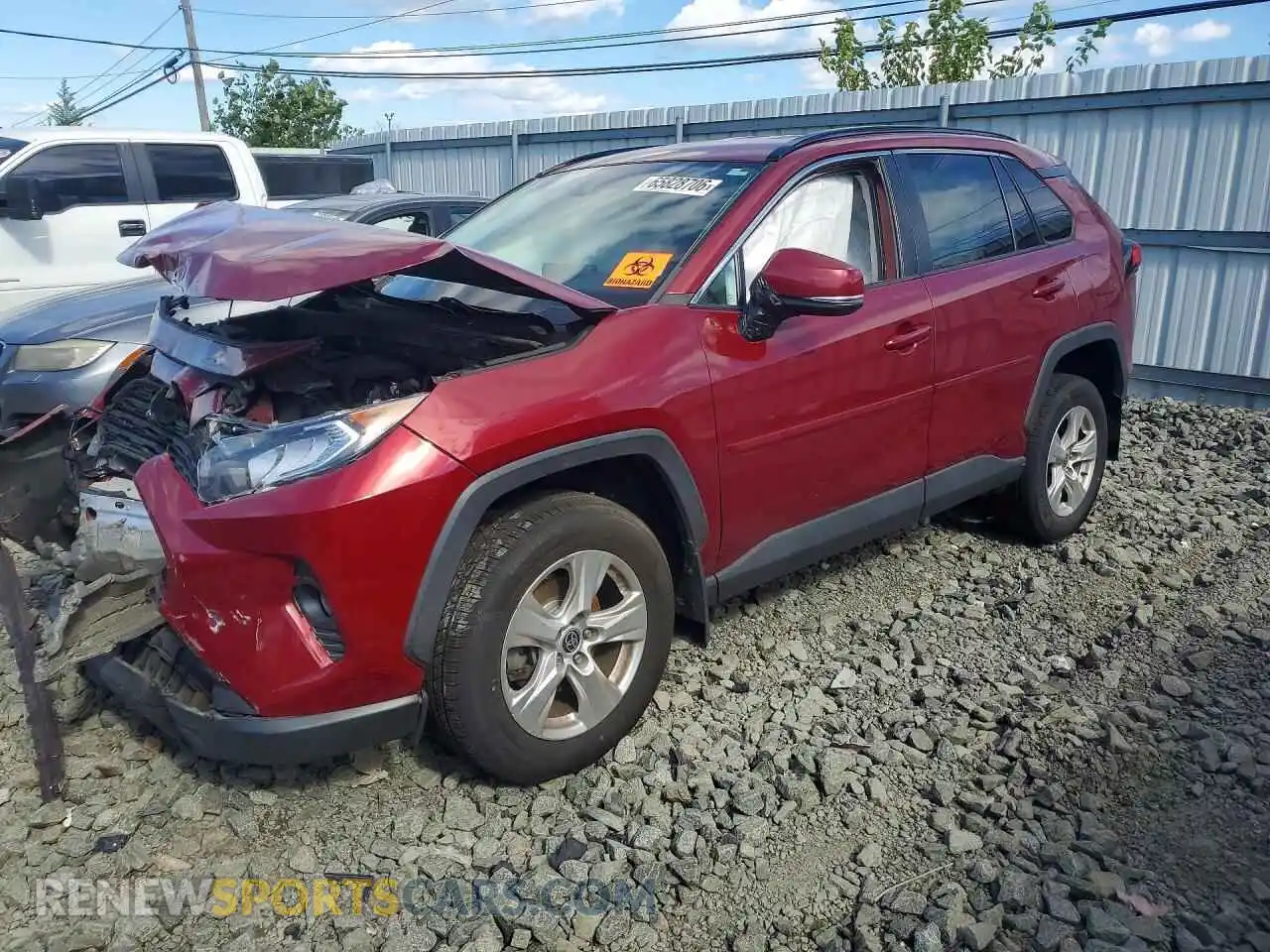 1 Photograph of a damaged car 2T3P1RFV5MW231397 TOYOTA RAV4 2021