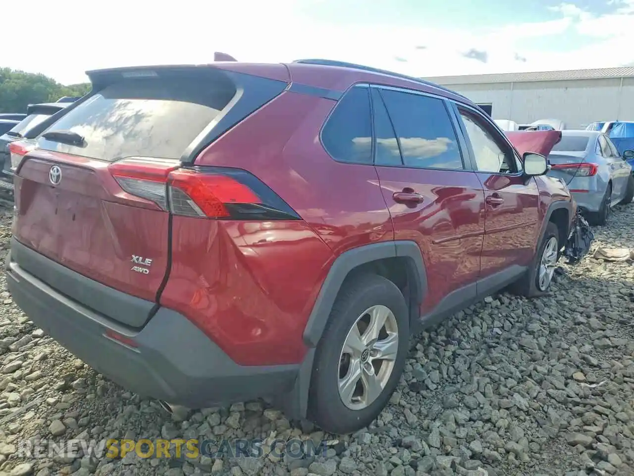 3 Photograph of a damaged car 2T3P1RFV5MW231397 TOYOTA RAV4 2021