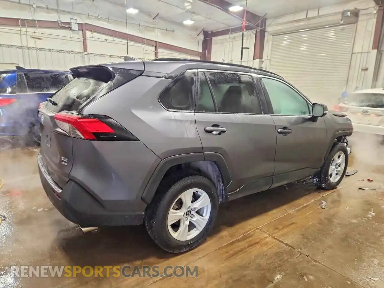3 Photograph of a damaged car 2T3P1RFV6MC158994 TOYOTA RAV4 2021