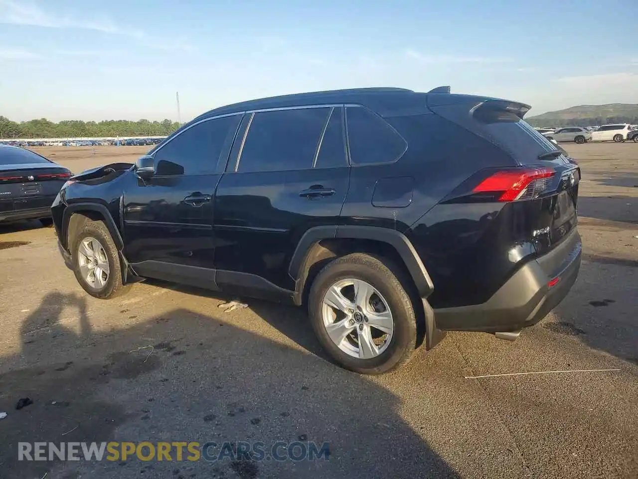 2 fotografías del automóvil dañado 2T3P1RFV6MC180588 TOYOTA RAV4 2021