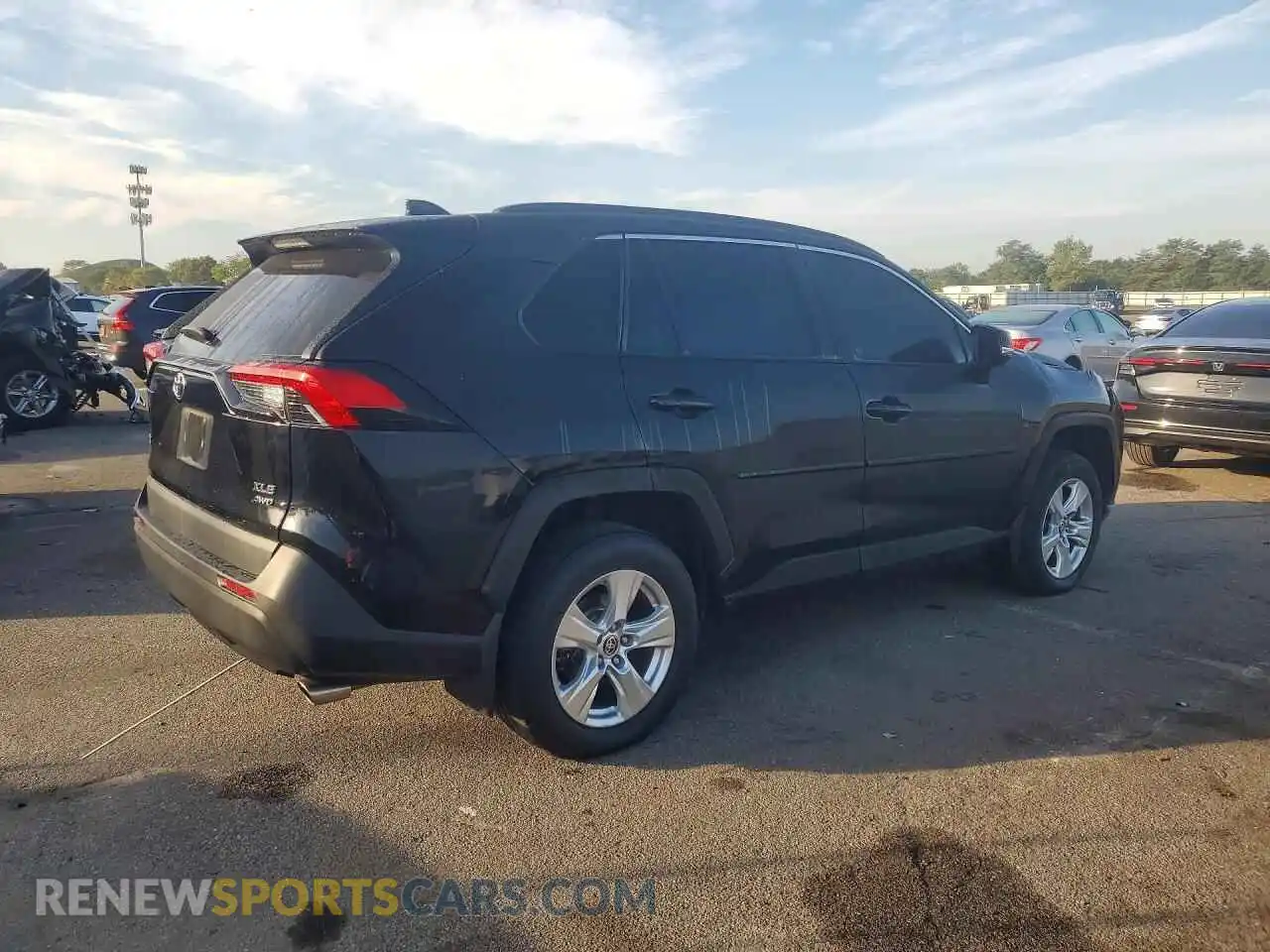 3 fotografías del automóvil dañado 2T3P1RFV6MC180588 TOYOTA RAV4 2021