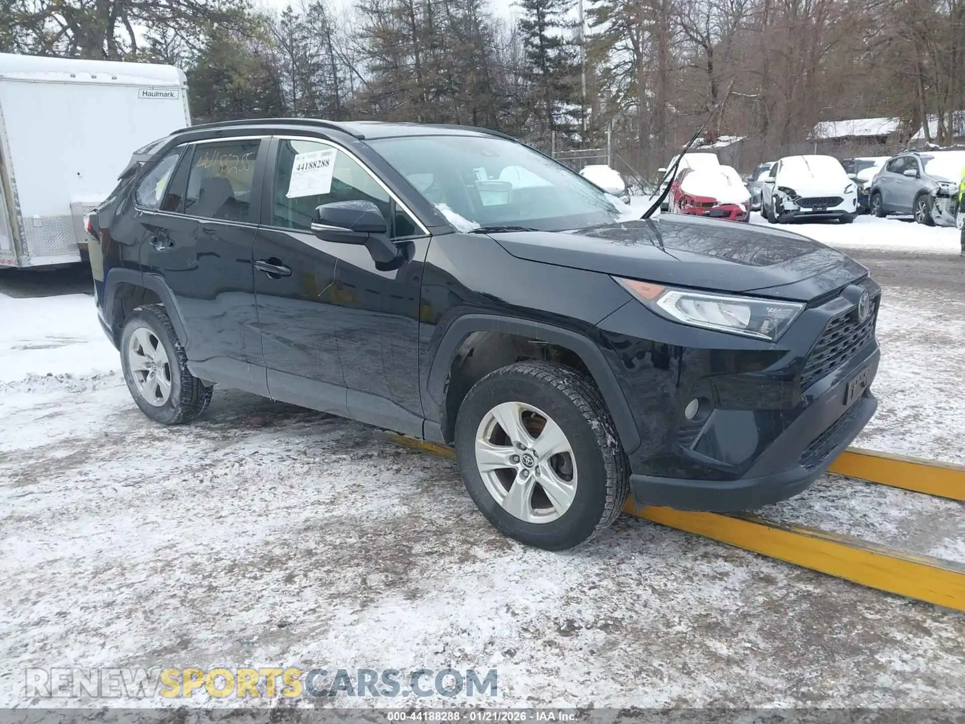 1 Photograph of a damaged car 2T3P1RFV6MW176894 TOYOTA RAV4 2021