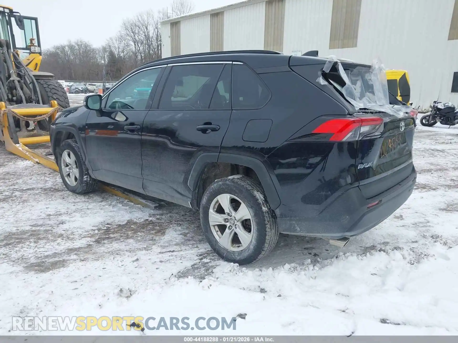 3 Photograph of a damaged car 2T3P1RFV6MW176894 TOYOTA RAV4 2021