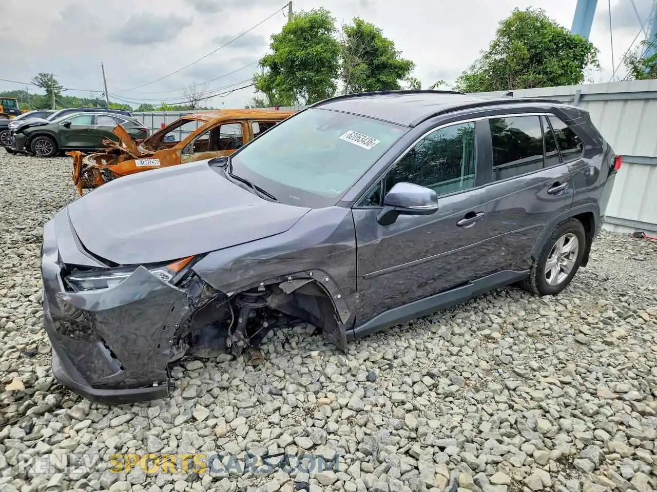 1 Photograph of a damaged car 2T3P1RFV6MW183439 TOYOTA RAV4 2021