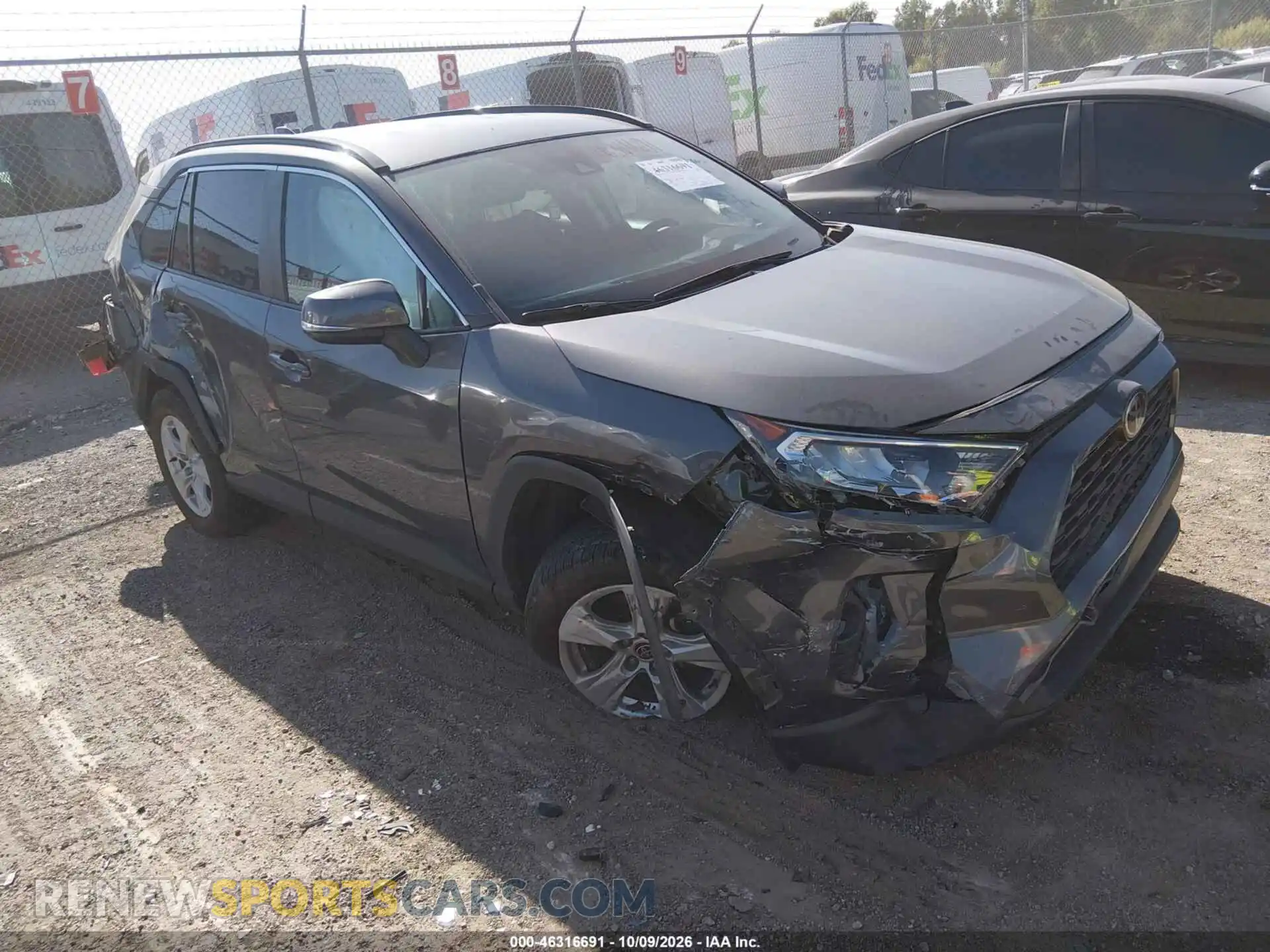 1 Photograph of a damaged car 2T3P1RFV6MW210994 TOYOTA RAV4 2021