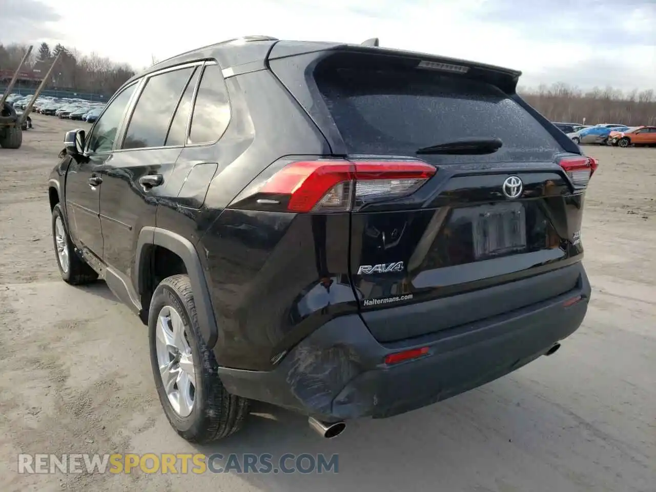 3 Photograph of a damaged car 2T3P1RFV7MC171401 TOYOTA RAV4 2021