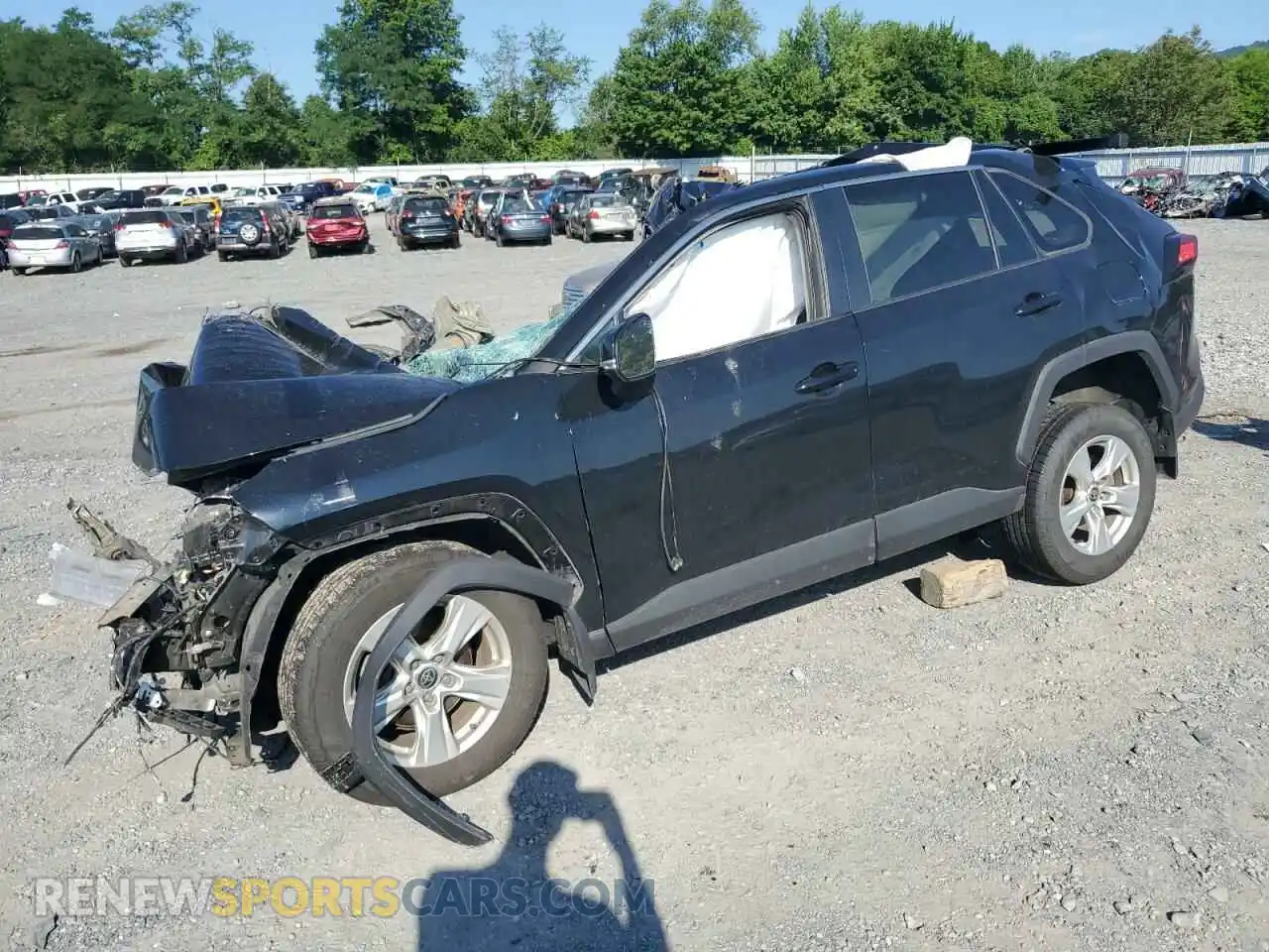 1 Фотография поврежденного автомобиля 2T3P1RFV7MC186285 TOYOTA RAV4 2021