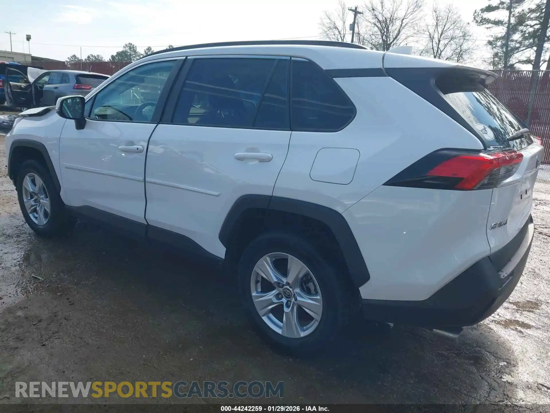 3 Photograph of a damaged car 2T3P1RFV7MC189171 TOYOTA RAV4 2021