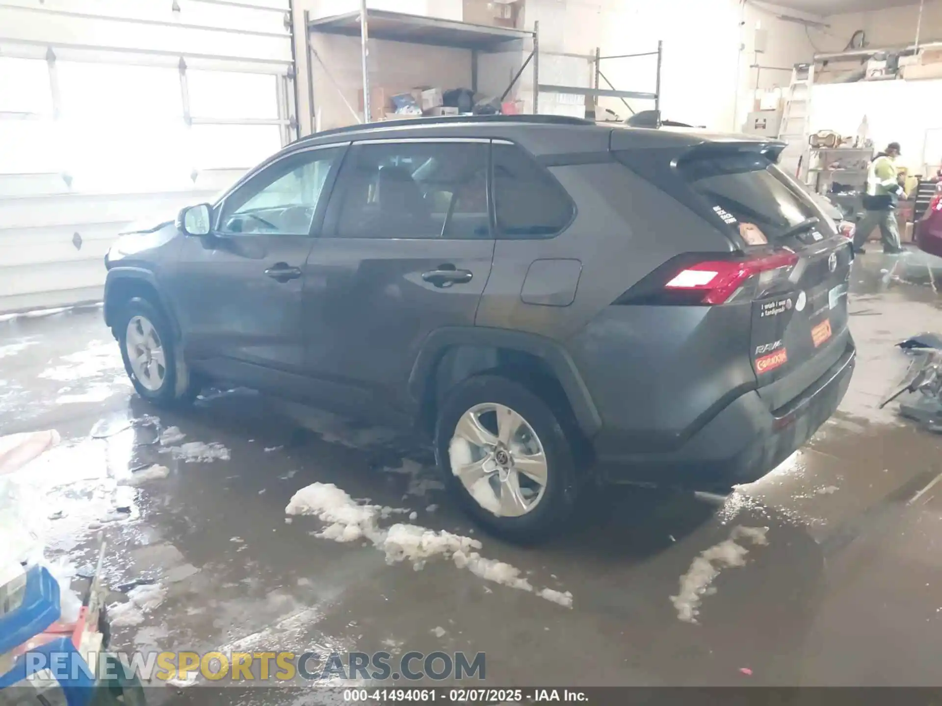 3 Photograph of a damaged car 2T3P1RFV7MC218510 TOYOTA RAV4 2021