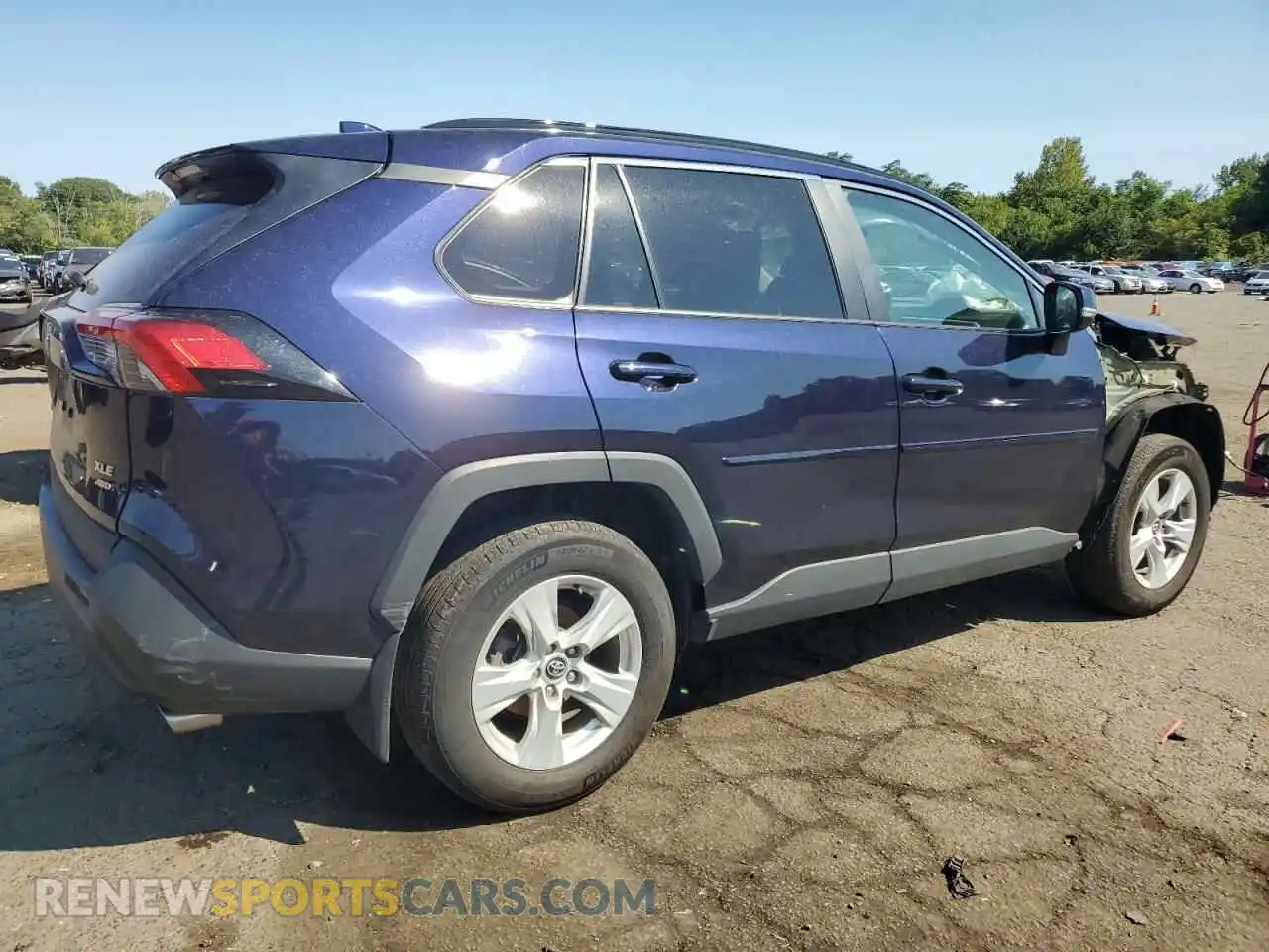 3 Photograph of a damaged car 2T3P1RFV7MW166892 TOYOTA RAV4 2021