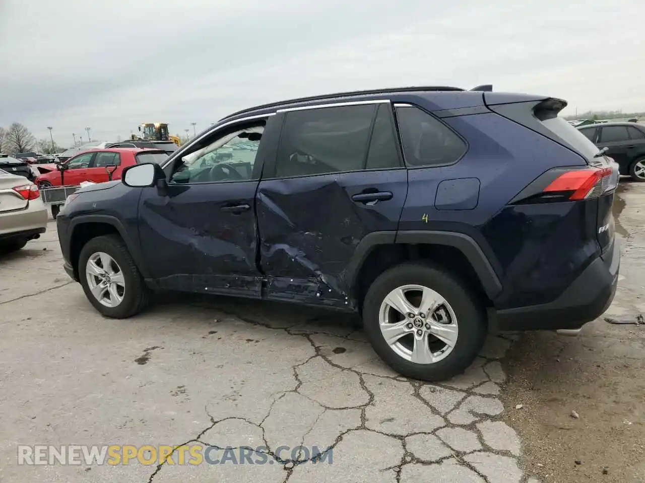 2 Photograph of a damaged car 2T3P1RFV7MW196605 TOYOTA RAV4 2021