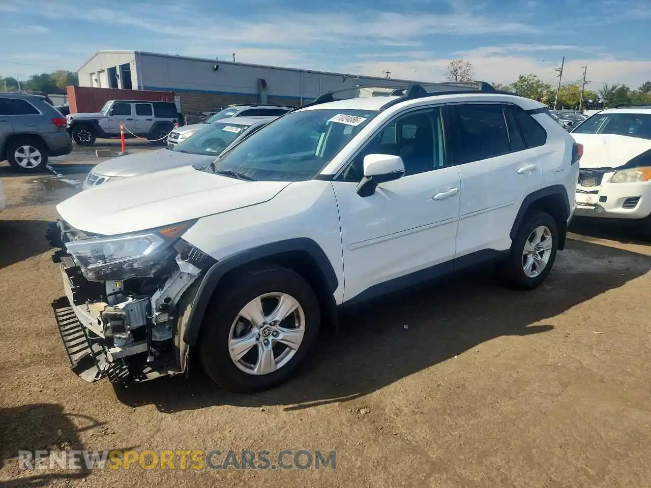 1 Photograph of a damaged car 2T3P1RFV7MW197186 TOYOTA RAV4 2021