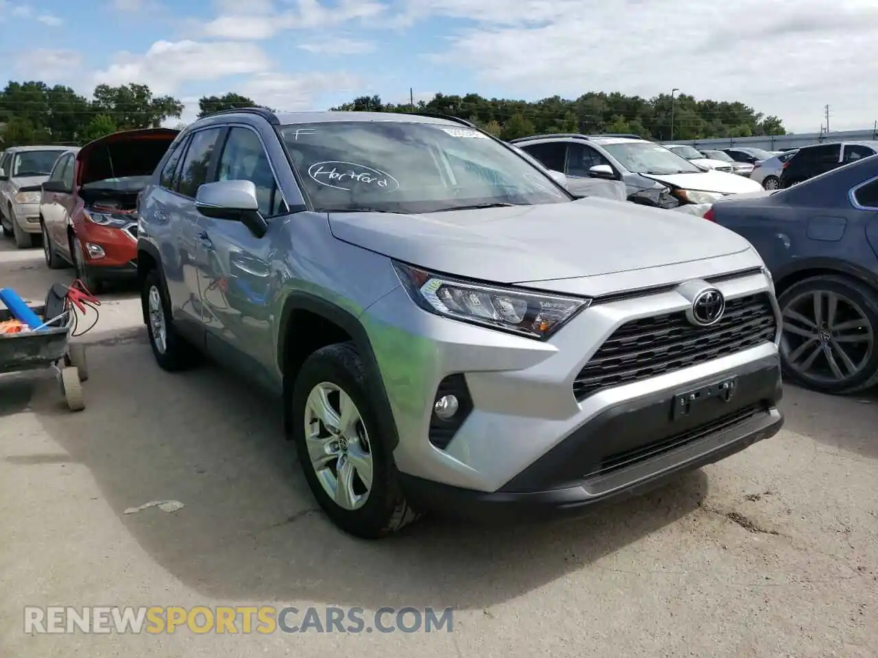 1 Photograph of a damaged car 2T3P1RFV7MW216075 TOYOTA RAV4 2021