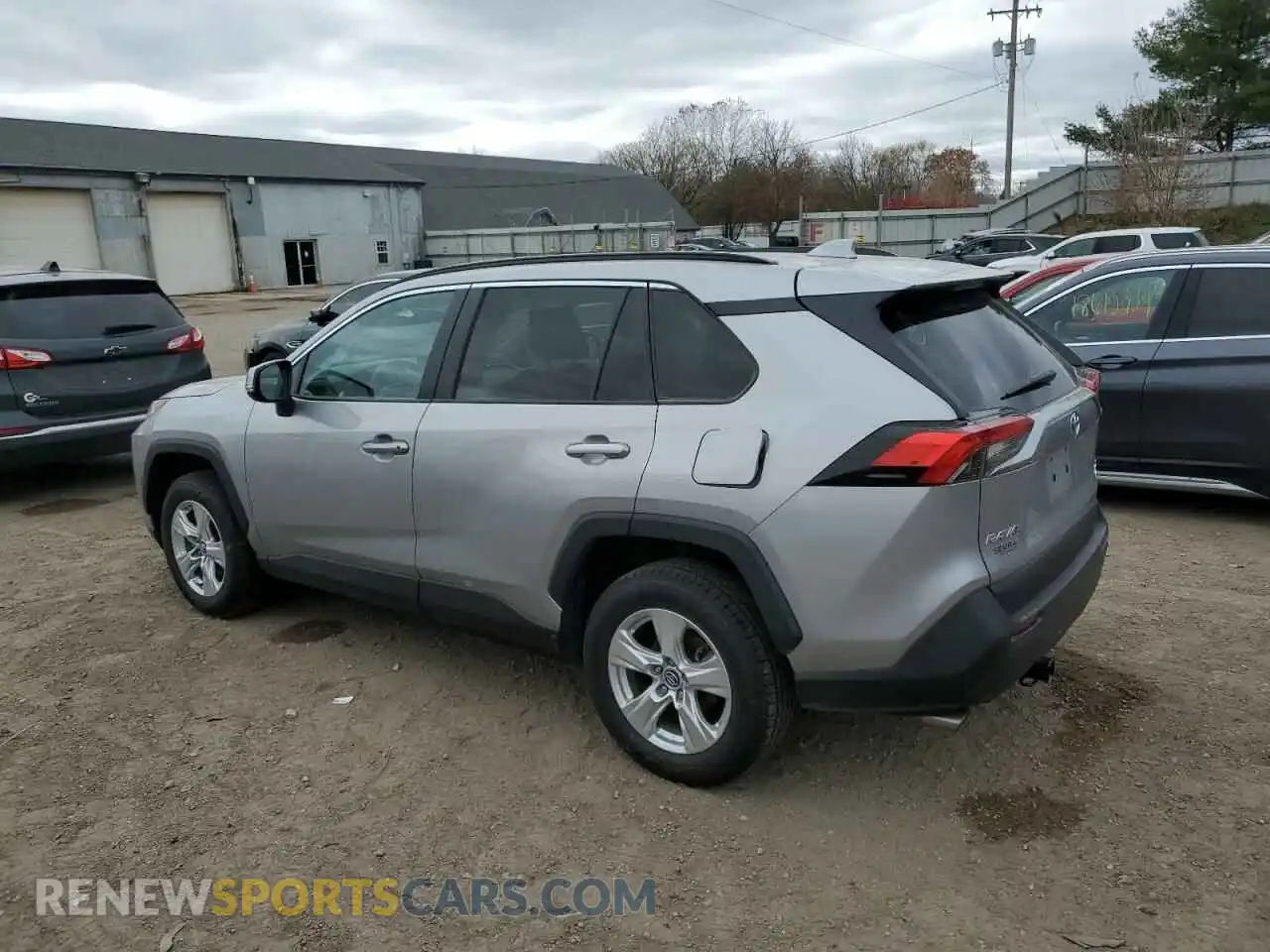 2 Photograph of a damaged car 2T3P1RFV8MC164831 TOYOTA RAV4 2021