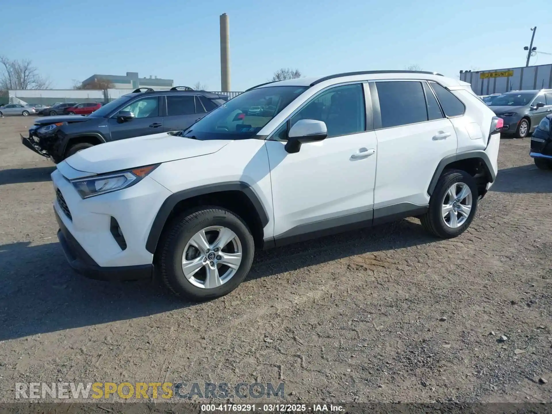 2 Photograph of a damaged car 2T3P1RFV8MC166353 TOYOTA RAV4 2021