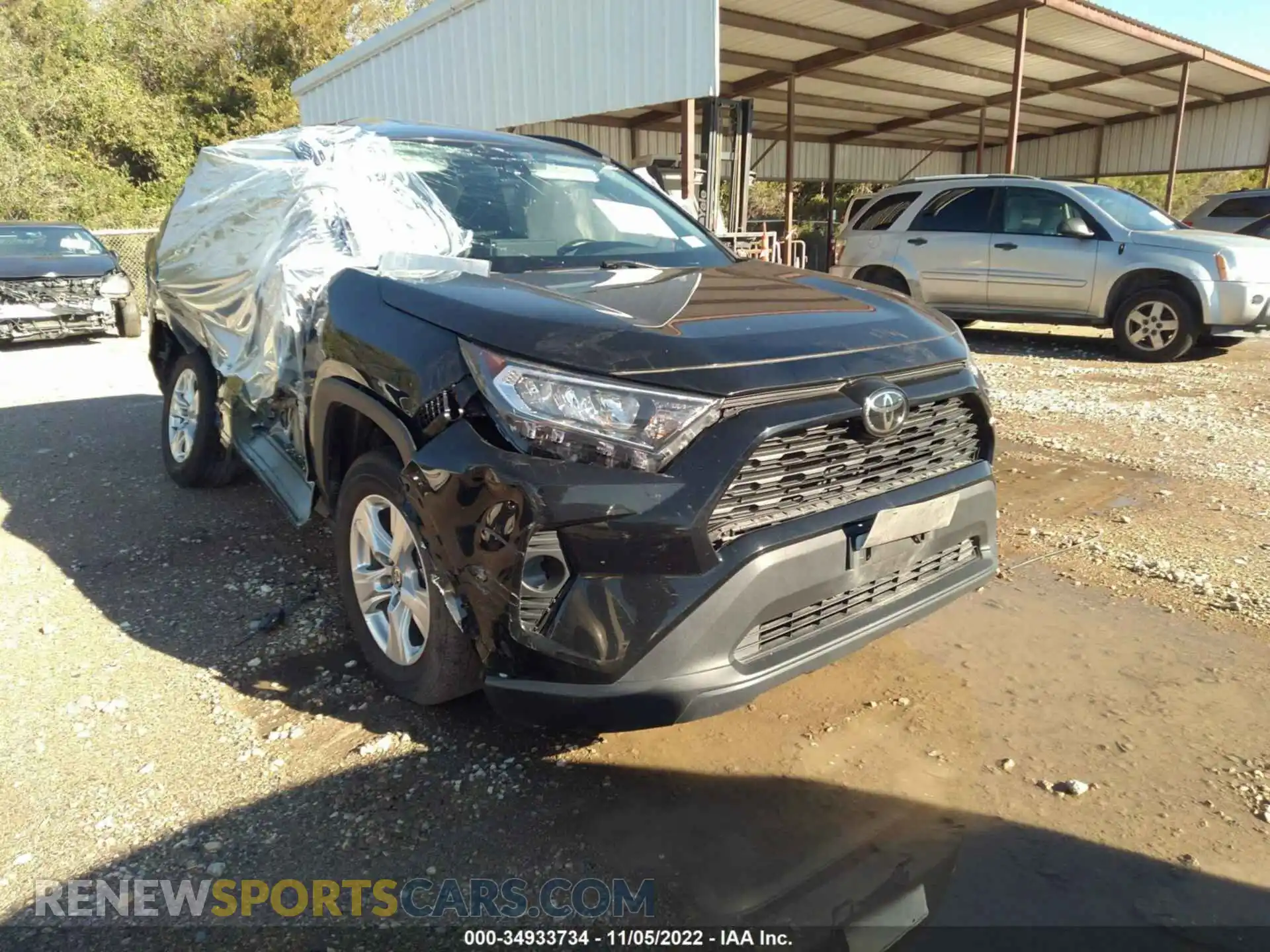 1 Photograph of a damaged car 2T3P1RFV8MC189230 TOYOTA RAV4 2021
