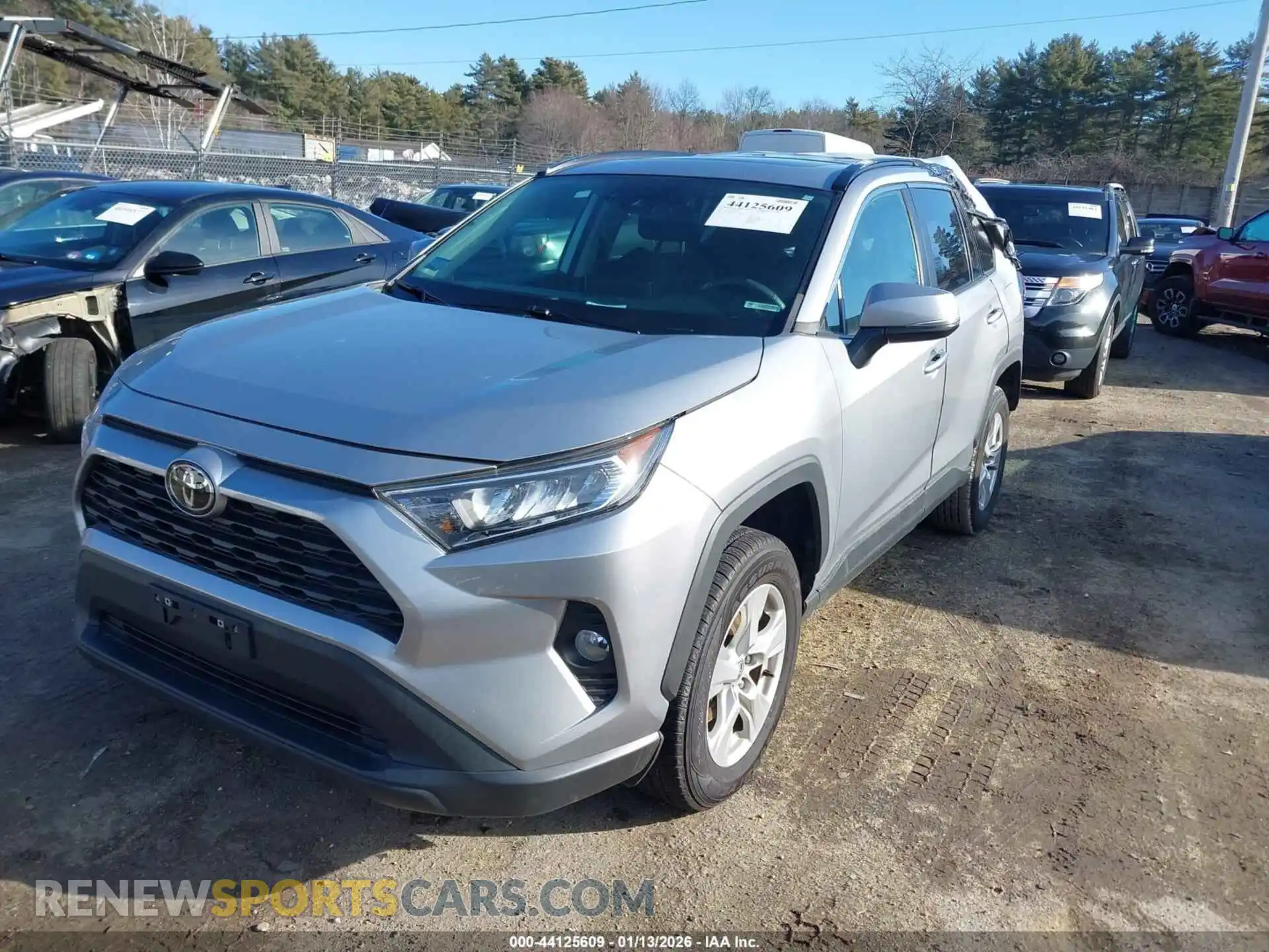 2 Photograph of a damaged car 2T3P1RFV8MC190264 TOYOTA RAV4 2021