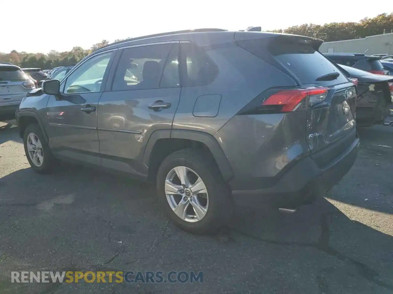 2 Photograph of a damaged car 2T3P1RFV8MC194752 TOYOTA RAV4 2021