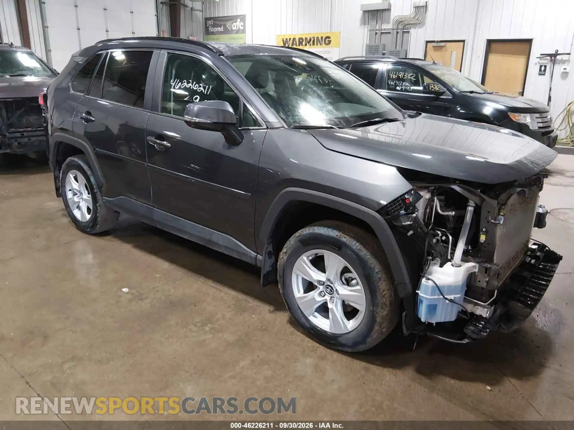 1 Photograph of a damaged car 2T3P1RFV8MW140947 TOYOTA RAV4 2021