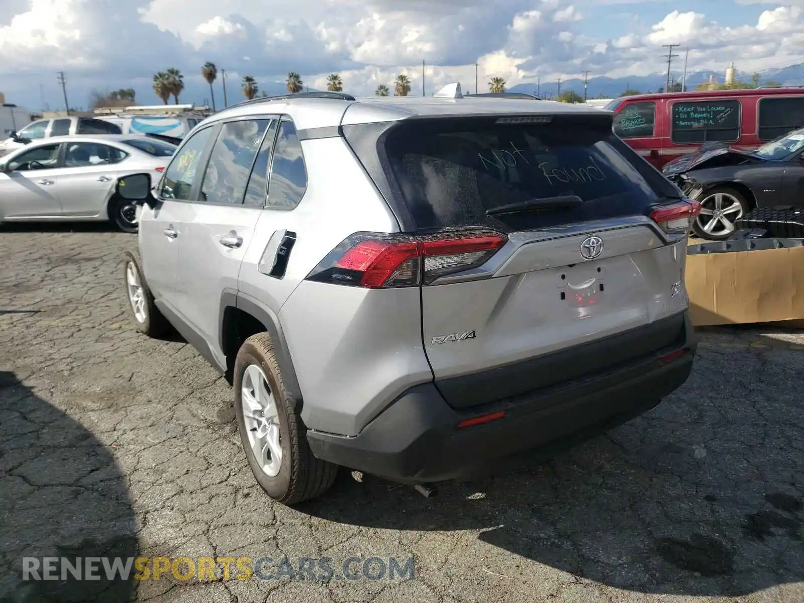 3 Photograph of a damaged car 2T3P1RFV8MW141287 TOYOTA RAV4 2021