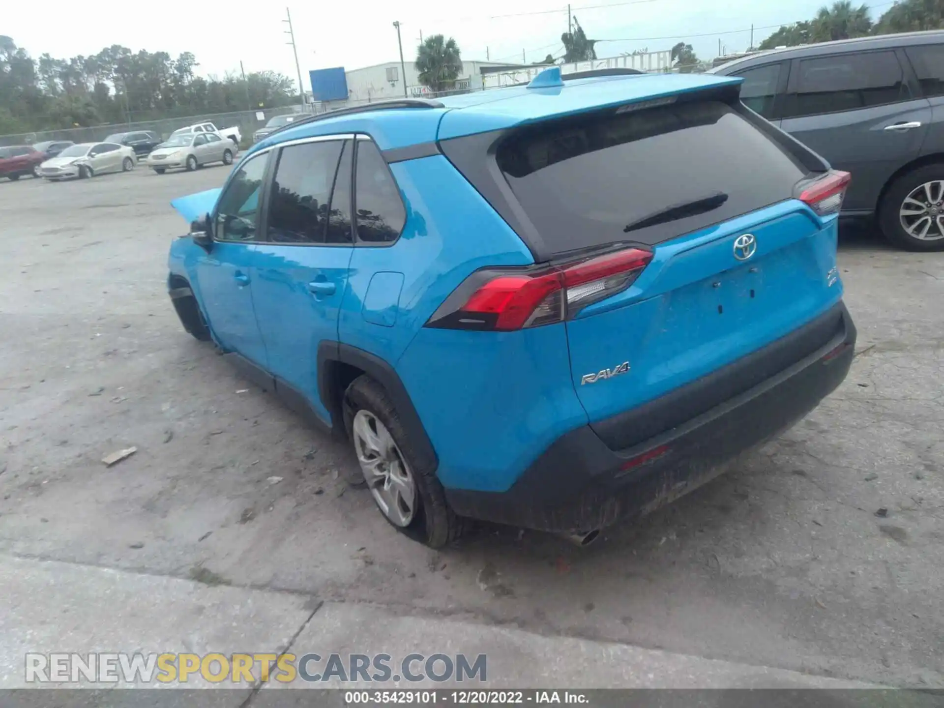 3 Photograph of a damaged car 2T3P1RFV8MW155285 TOYOTA RAV4 2021