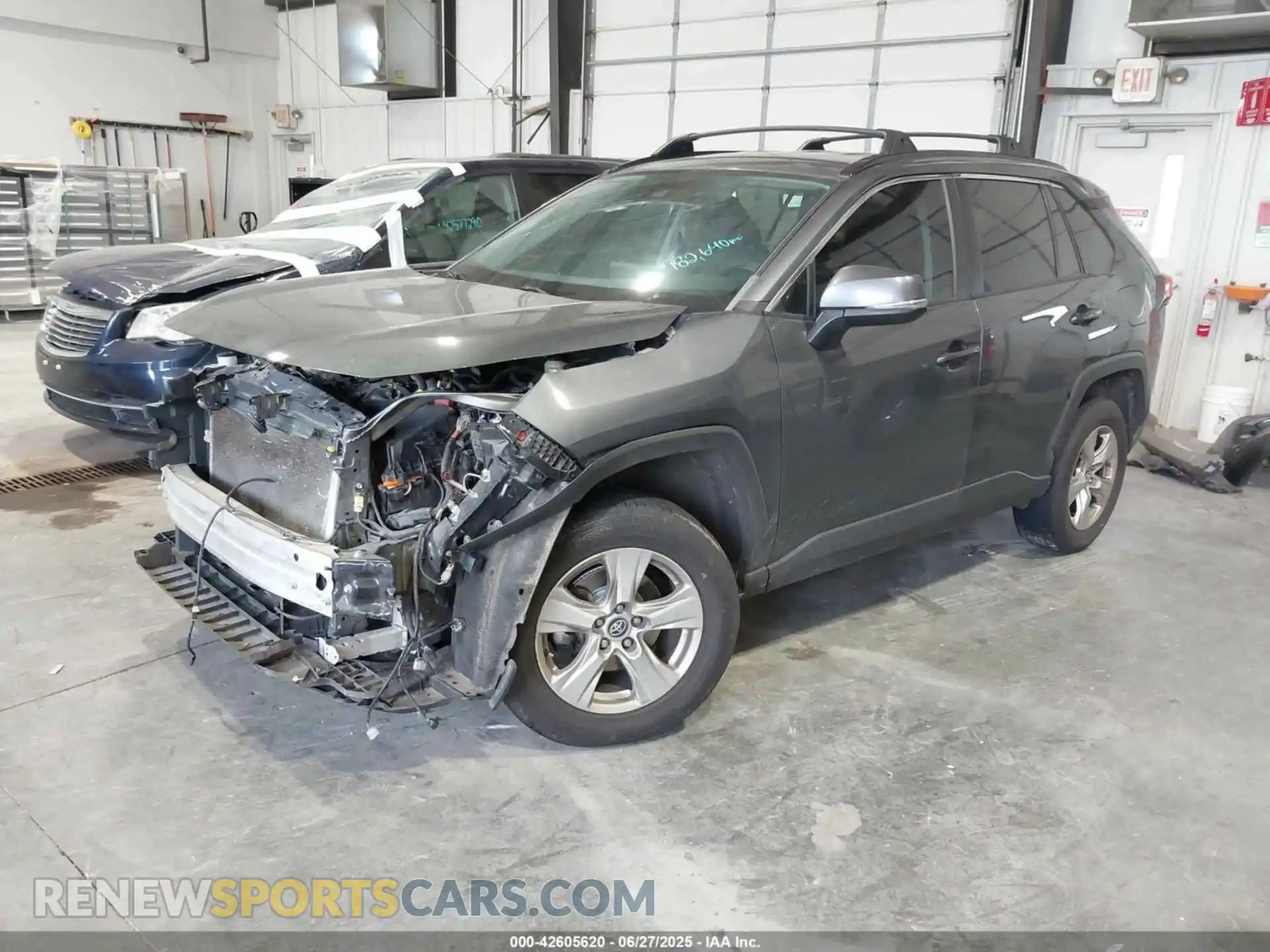 2 Photograph of a damaged car 2T3P1RFV8MW158476 TOYOTA RAV4 2021