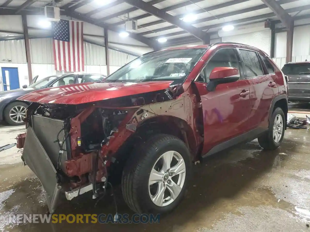 1 Photograph of a damaged car 2T3P1RFV8MW174919 TOYOTA RAV4 2021