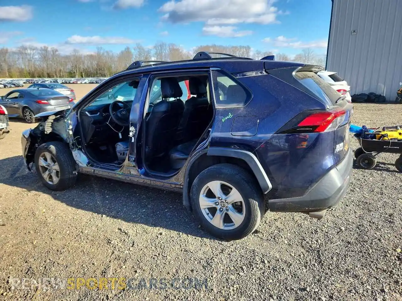 2 Photograph of a damaged car 2T3P1RFV8MW201908 TOYOTA RAV4 2021