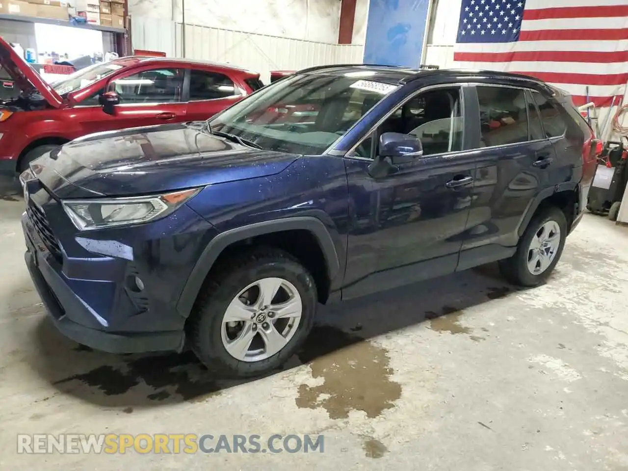 1 Photograph of a damaged car 2T3P1RFV8MW210110 TOYOTA RAV4 2021