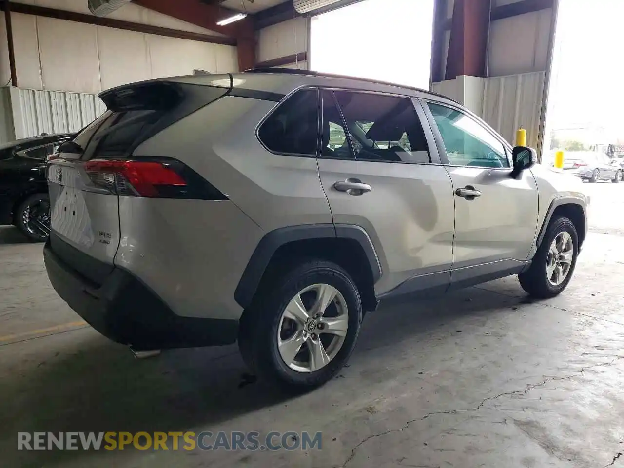 3 fotografías del automóvil dañado 2T3P1RFV8MW210348 TOYOTA RAV4 2021