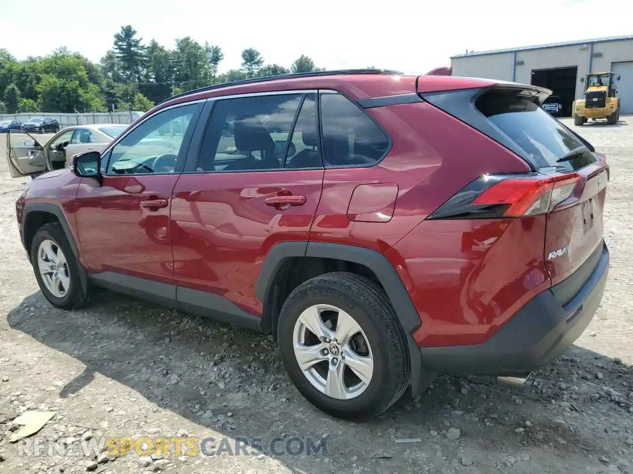 2 Photograph of a damaged car 2T3P1RFV8MW216117 TOYOTA RAV4 2021