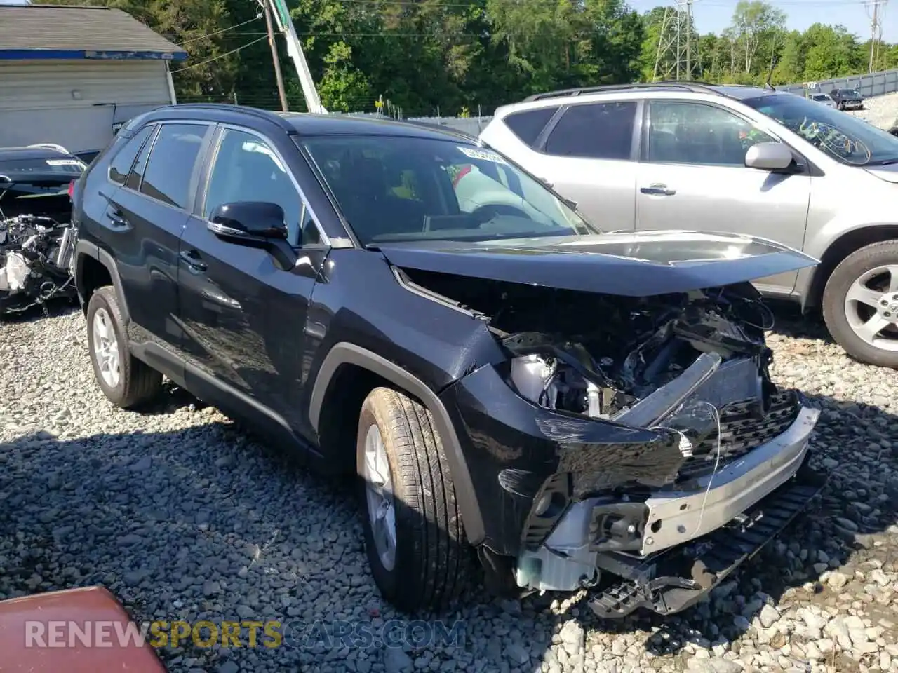 1 Photograph of a damaged car 2T3P1RFV9MC142613 TOYOTA RAV4 2021