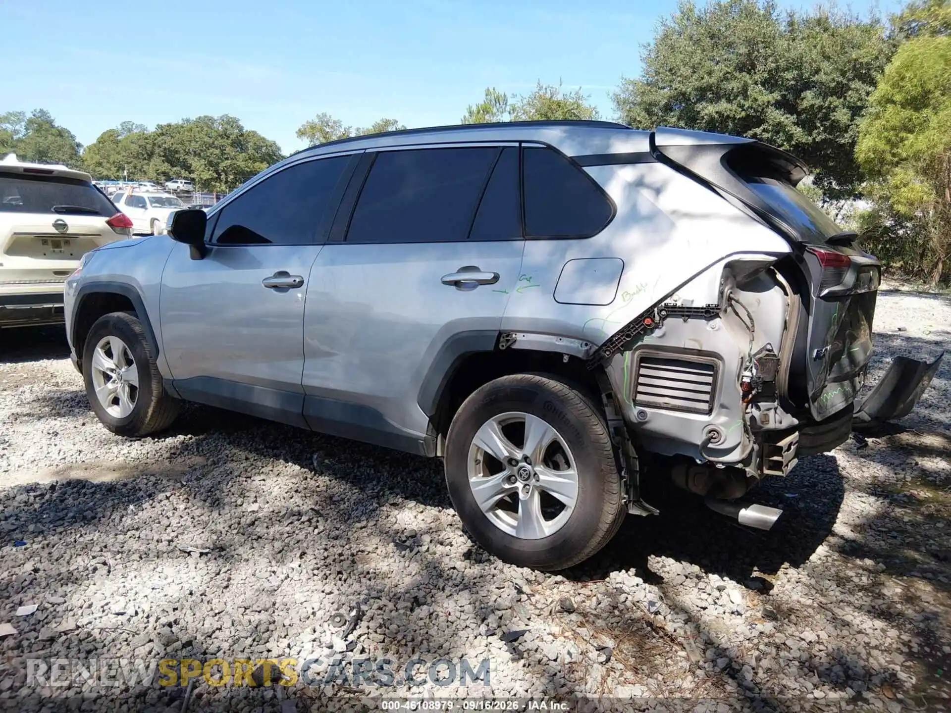 3 Фотография поврежденного автомобиля 2T3P1RFV9MC187289 TOYOTA RAV4 2021