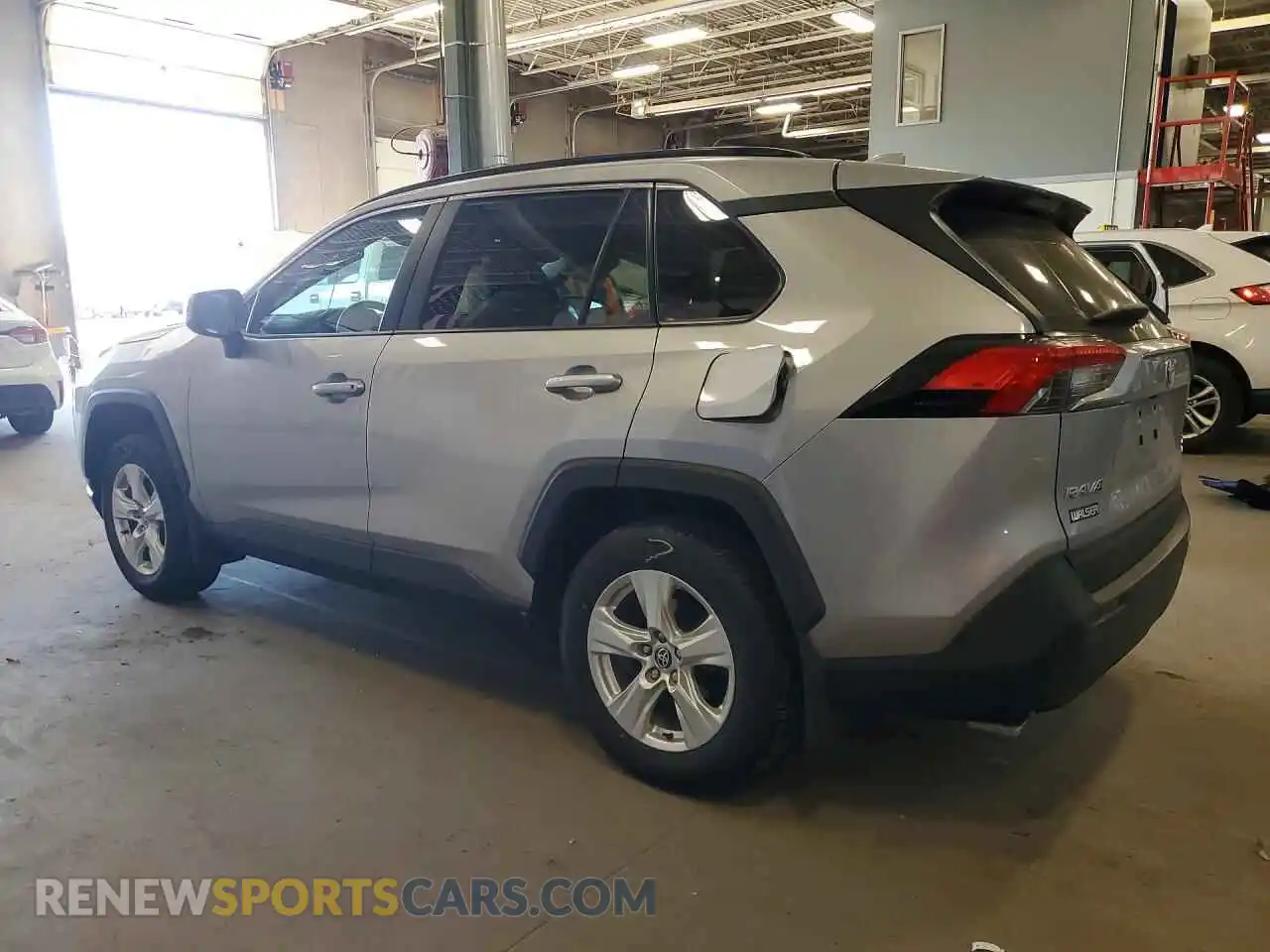 2 fotografías del automóvil dañado 2T3P1RFV9MC188278 TOYOTA RAV4 2021